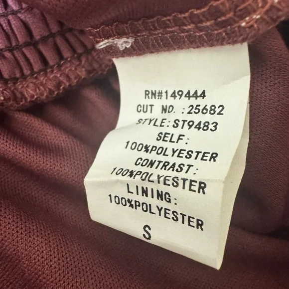 Anthropologie Ember Maroon Long Sleeve Textured Peplum Blouse Small - Picture 8 of 12